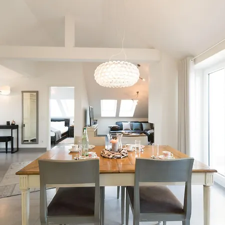 Duenenpalais App 23 公寓